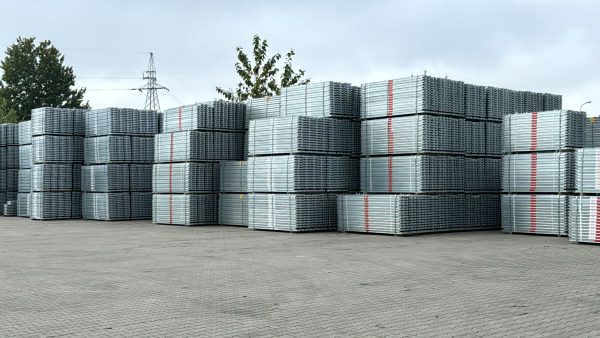 Altrad Futuro Modulgerüst mit flexibler Konstruktion für professionelle Gerüstbauprojekte